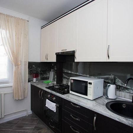 Apartament Curat Si Confortabil Str. Ismail 86 In Centrul Chisinaului Daire Dış mekan fotoğraf