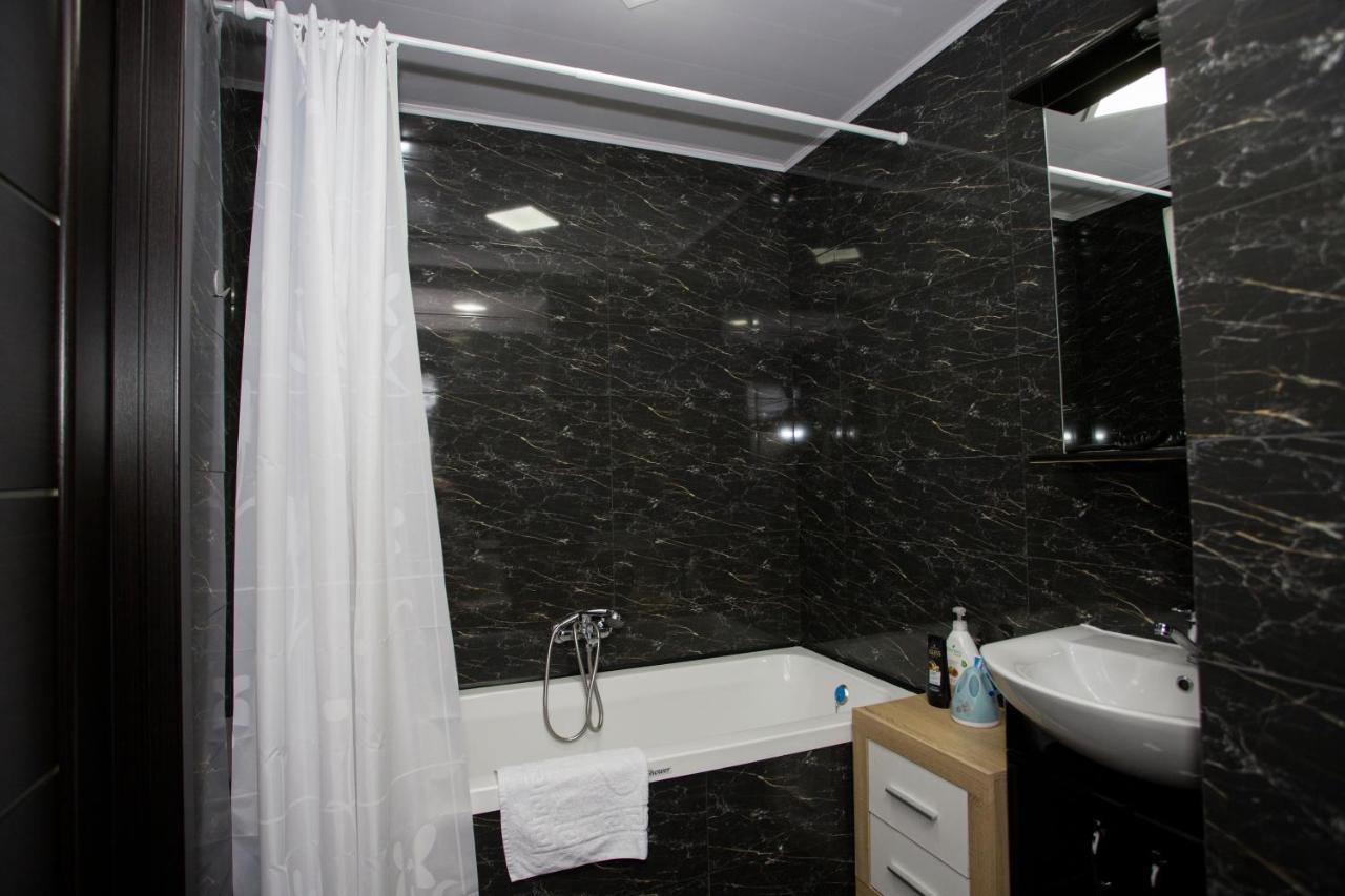 Apartament Curat Si Confortabil Str. Ismail 86 In Centrul Chisinaului Daire Dış mekan fotoğraf