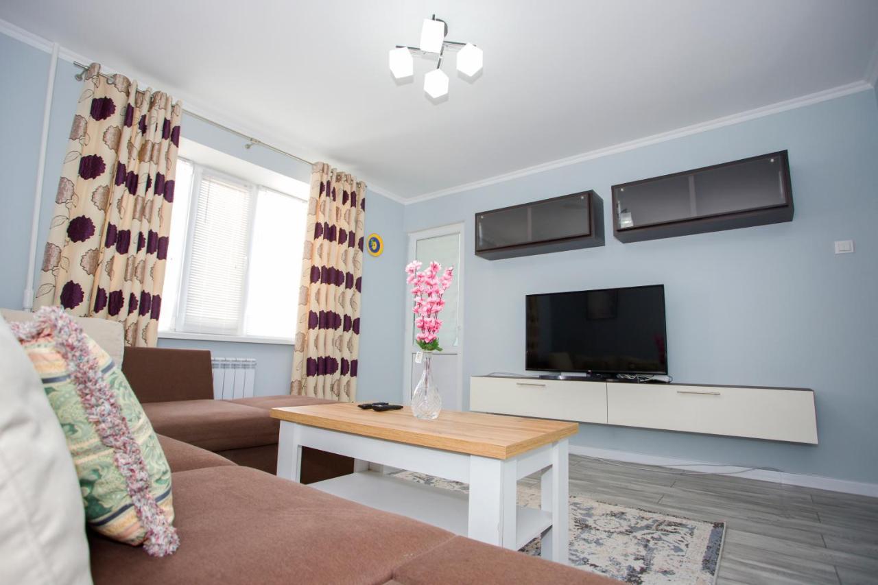 Apartament Curat Si Confortabil Str. Ismail 86 In Centrul Chisinaului Daire Dış mekan fotoğraf